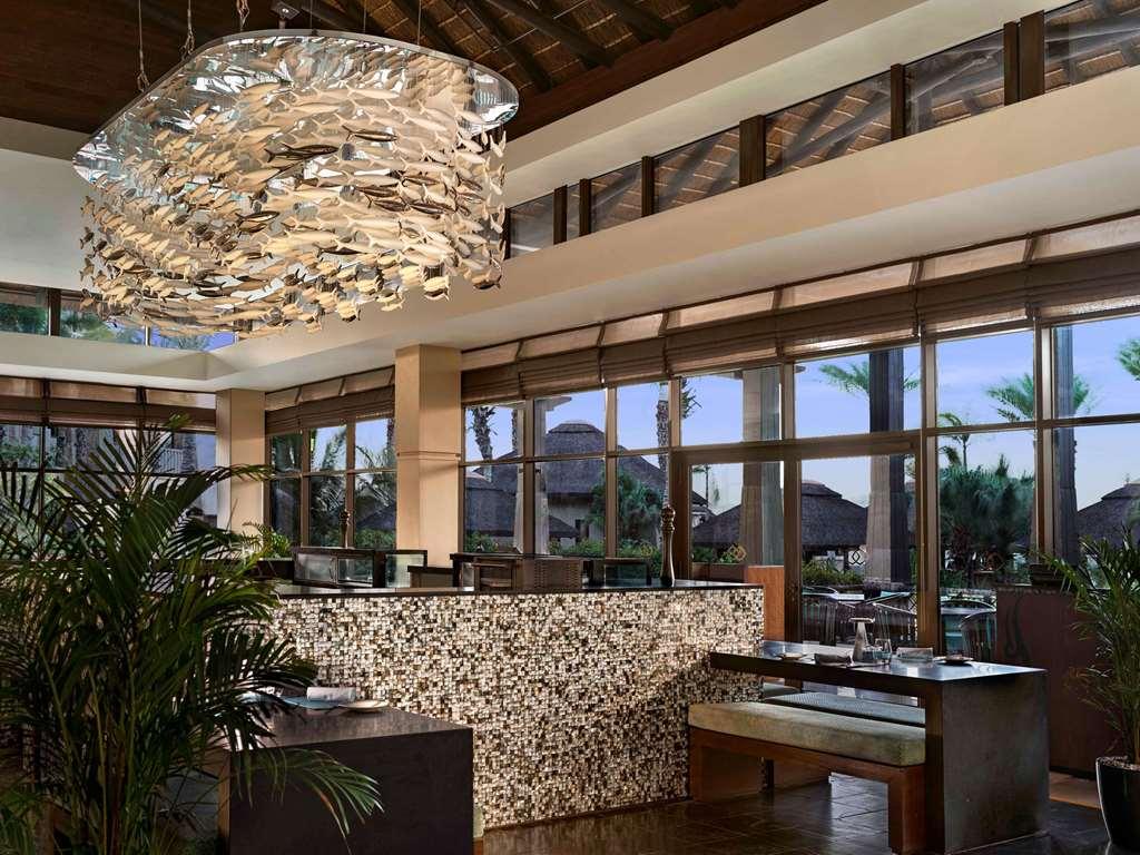Sofitel Dubai The Palm Luxury Apartments Ресторан фото